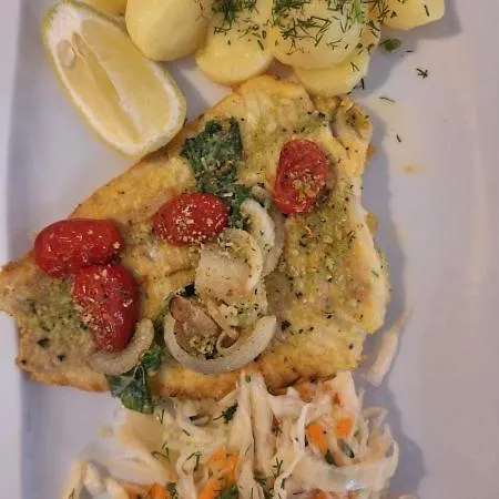 Nocleg ze śniadaniem Stella Maris 4*
